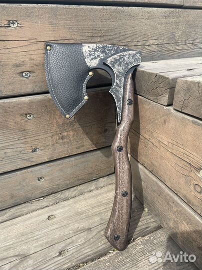 Крутой топор Сварог