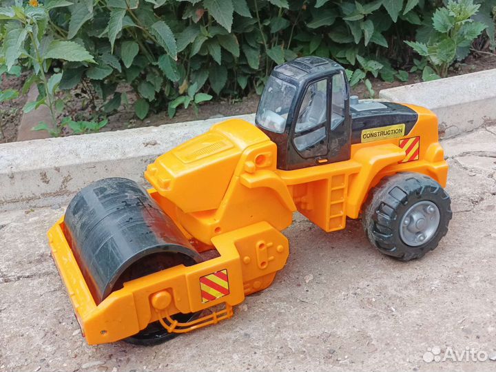 Каток дорожный игрушечный