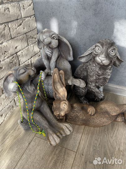 Садовые фигуры зайцы