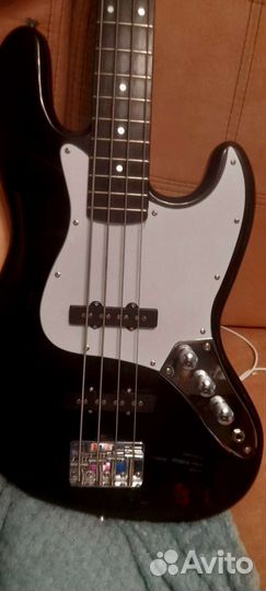 Бас-гитара (4 струны)