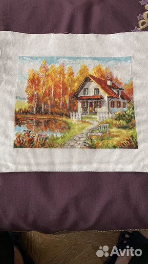 Картина, вышитая крестиком
