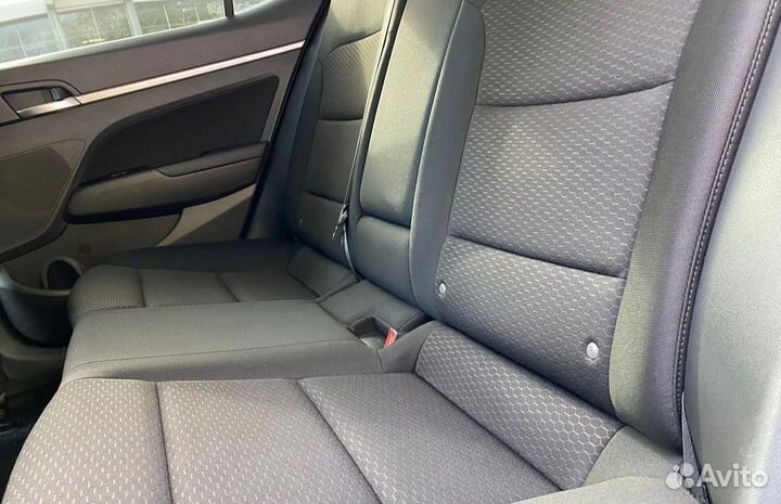 Hyundai Elantra 1.6 AT, 2019, 56 660 км