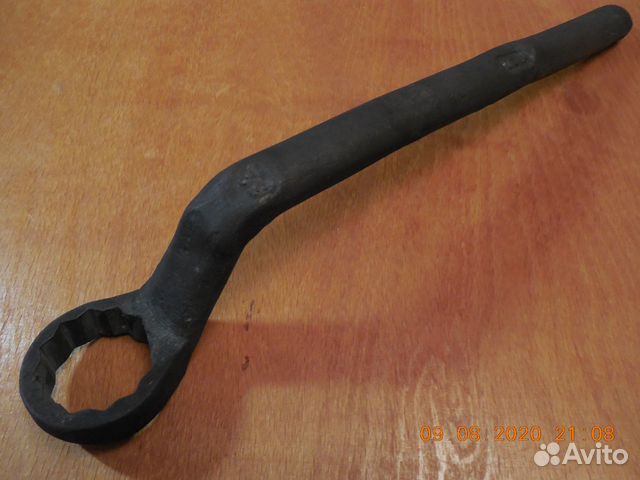Ключ накидной на 32 под трубу. Производство СССР