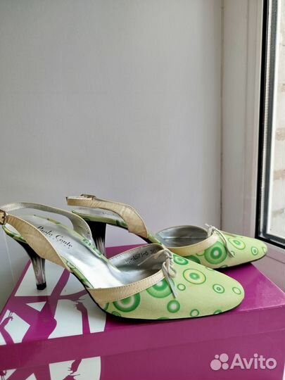 Босоножки женские