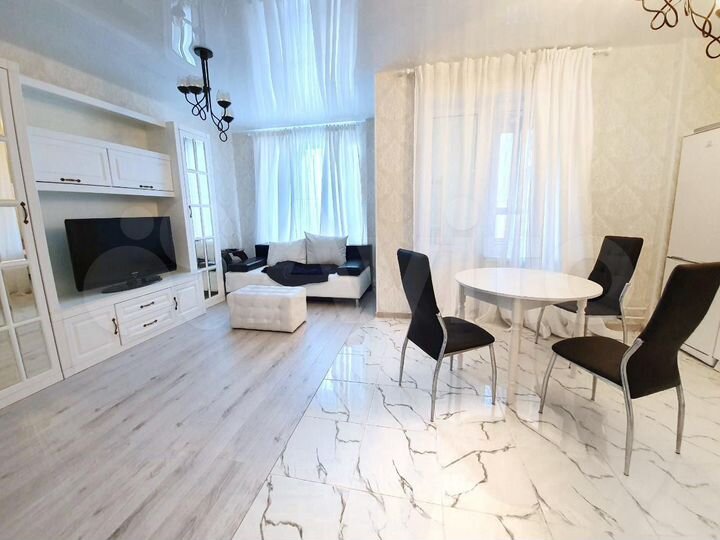 1-к. квартира, 54 м², 2/17 эт.