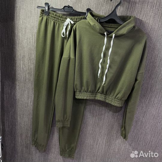 Спортивный костюм женский новый
