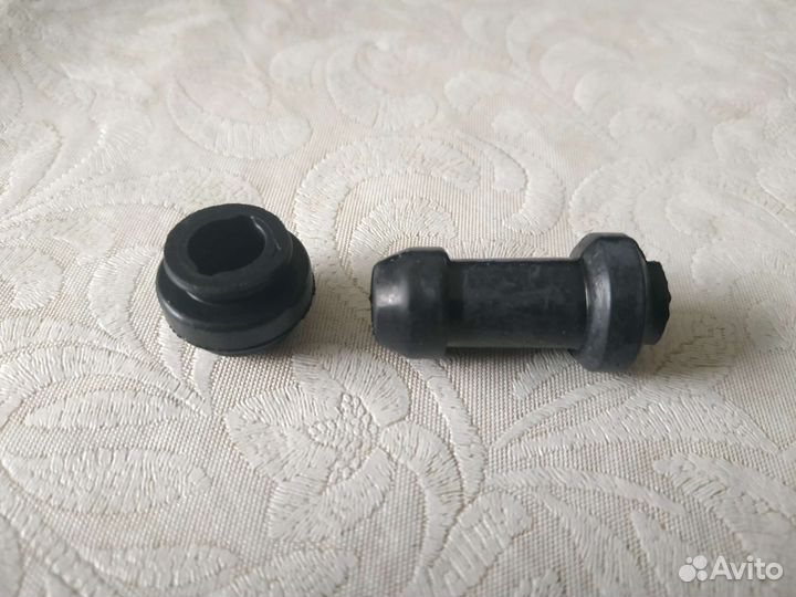 Пыльник направляющей суппорта Regulmoto