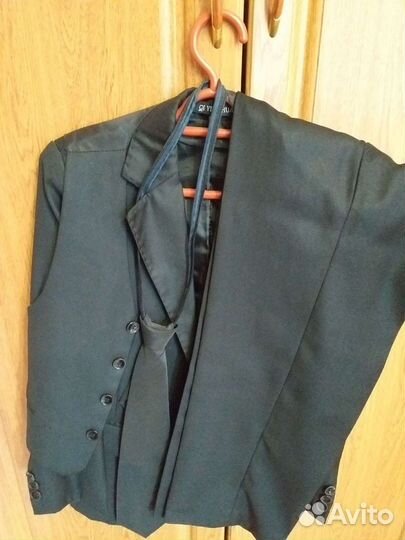 Школьный костюм