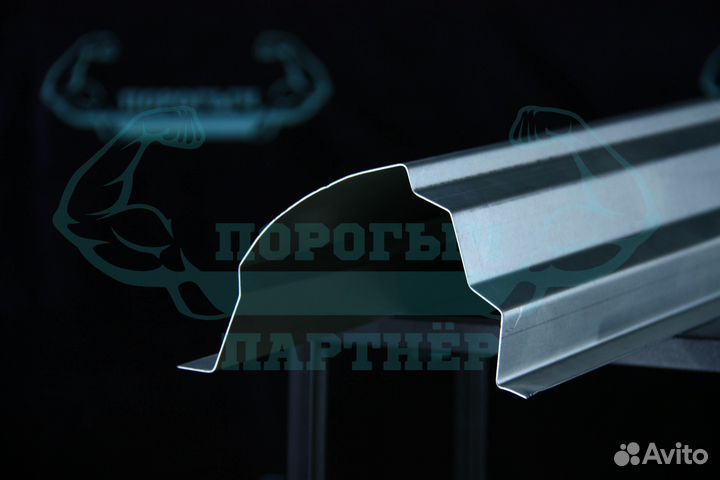 Порог Volkswagen Touareg 1