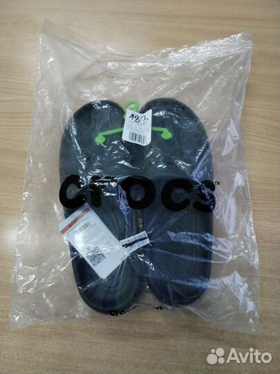 Шлепанцы Crocs