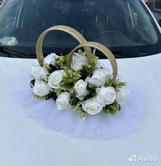 Кольца для украшения свадебной машины