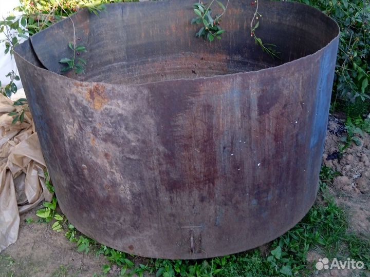 Емкость для воды металлическая бу