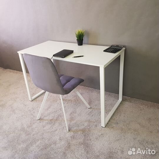 Письменный стол Лофт 120*60 см. Белые ножки