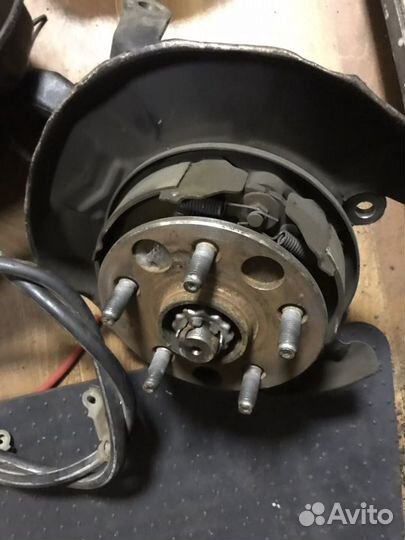 Ступицы задние toyota crown uzs171