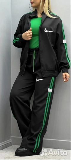 Спортивный костюм