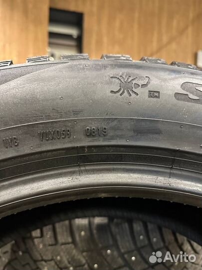 Pirelli Scorpion Ice Zero 2 275/50 R21 113H