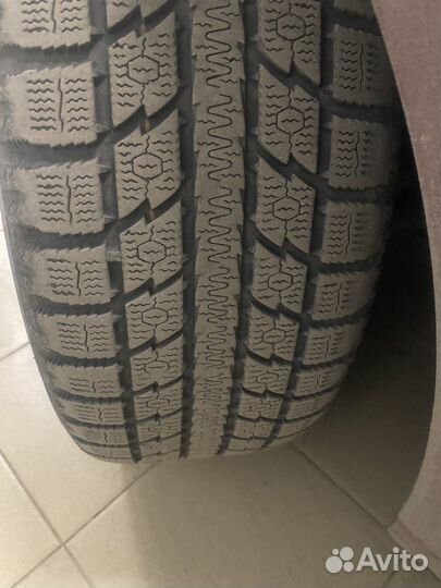 Toyo Observe GSi-5 235/55 R18