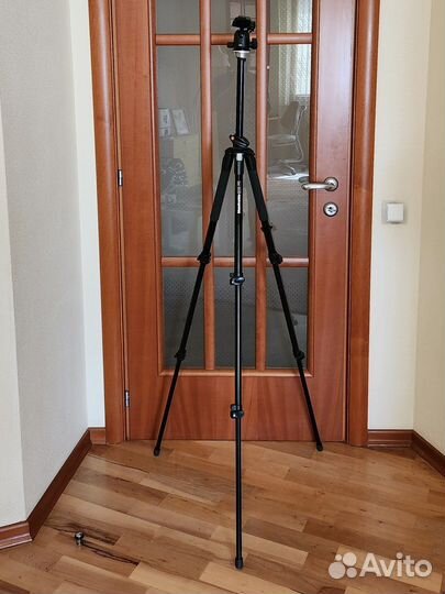 Штатив Manfrotto 190xprob+голова Manfrotto 496RC2