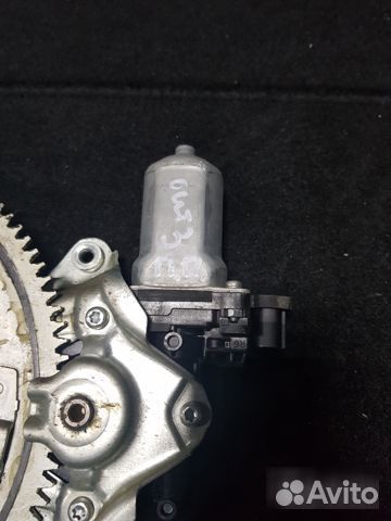 Стеклоподъемник Mitsubishi Outlander