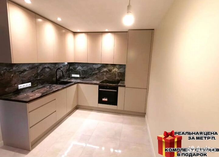 Кухня до потолка на заказ