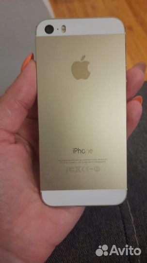 Телефон iPhone 5s на 16гб