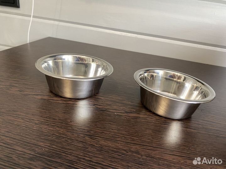 Стойка с мисками 24см для житвотных