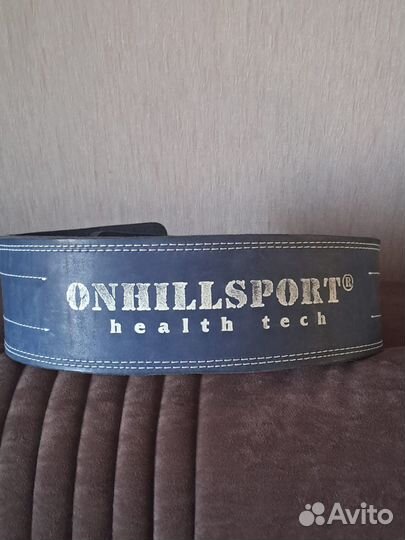 Пояс для пауэрлифтинга с карабином