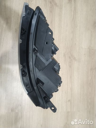 Фара левая Kia Sorento 4 92101P2120