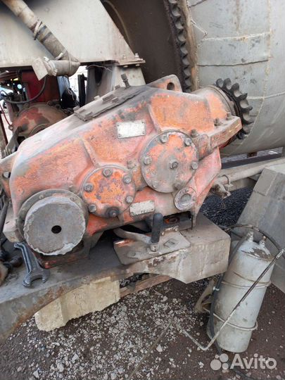 Продам редуктор цепного автобетосемисетеля