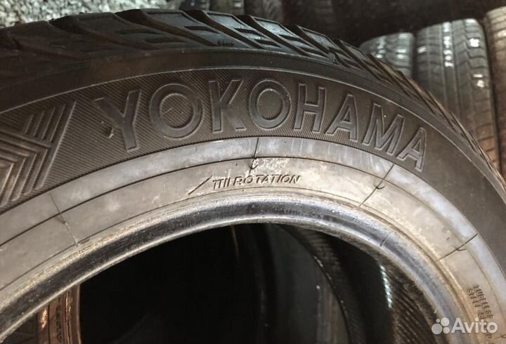 Yokohama Ice Guard IG35 215/60 R16