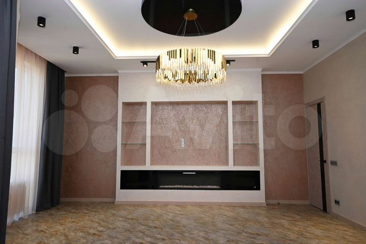 3-к. квартира, 125 м², 25/25 эт.