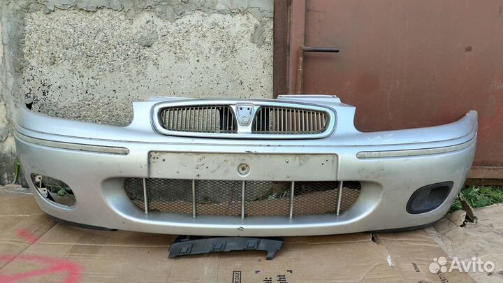 Передний бампер Rover 200 (95-99)