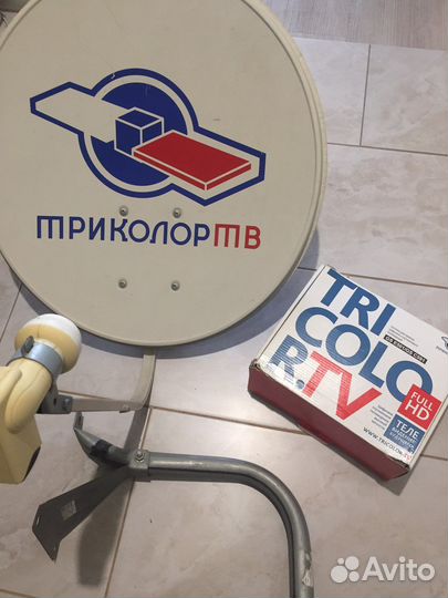 Спутниковая тарелка Триколор