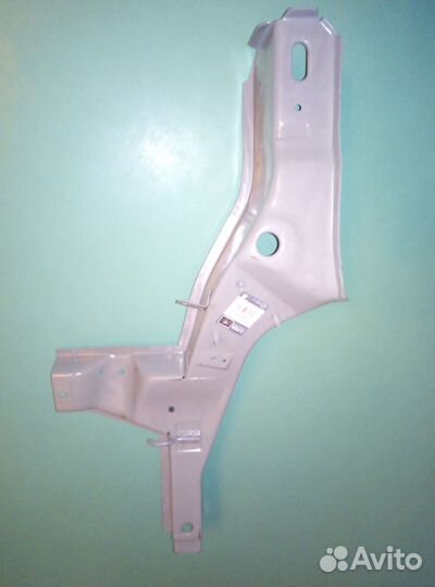 Лонжерон пола средний (задний ) левый. На Калину