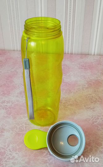 Спортивная бутылка для воды Kitchen 700мл новая