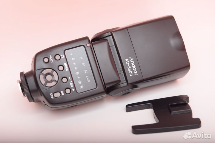 Накамерная вспышка Andoer AD-560II
