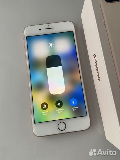 iPhone 8 Plus, 64 ГБ