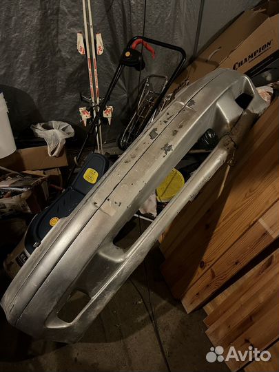 Бампер на volvo s40 v40