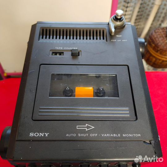 Магнитофон sony jackal 300