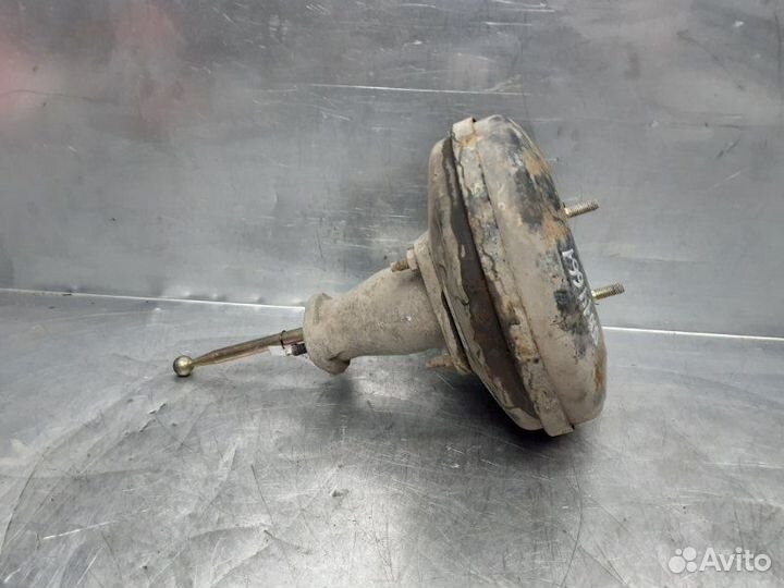 Усилитель тормозов вакуумный Volkswagen