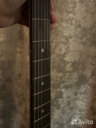 Электрогитара