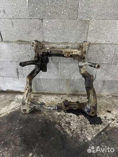 Подрамник Hyundai Sonata EF