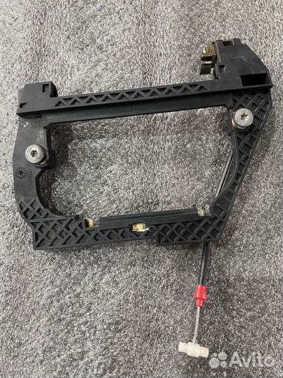 Кронштейн крепления задней ручки BMW 5 e39