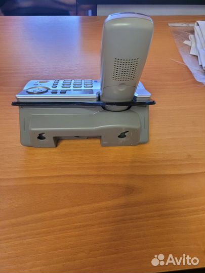 Беспроводной домашний телефон Panasonic