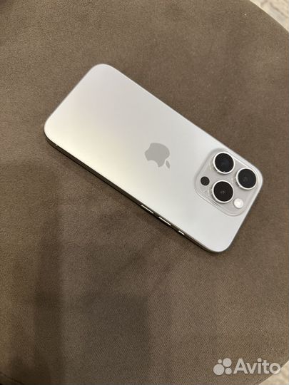 iPhone 15 Pro, 128 ГБ