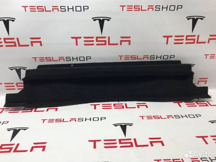 Панель отделки багажного отделения задняя Tesla