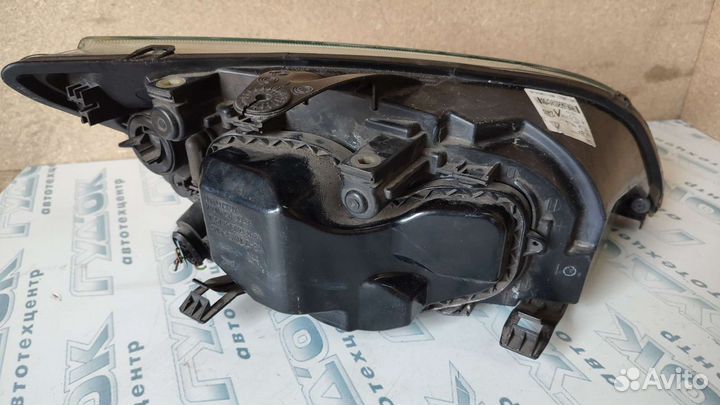 Фара передняя на Форд Фокус 2, левая