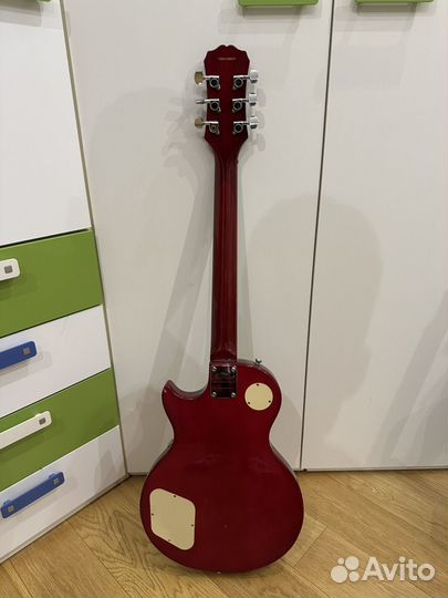 Электрогитара Epiphone les paul 100