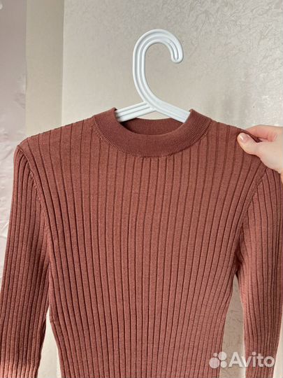 Водолазка uniqlo шерсть xs s