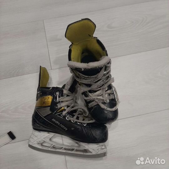 Хоккейные коньки bauer supreme 3S